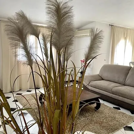 Holiday Ginestre Apartment *